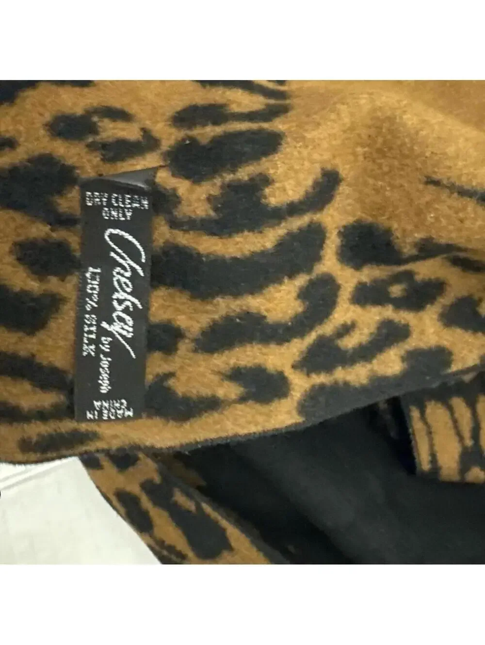 Chelsey 100% Silk Leopard Print Scarf/Shawl